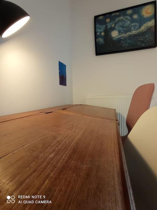 Superbe Appartement Avec Balcon Filant Cenon Exteriör bild